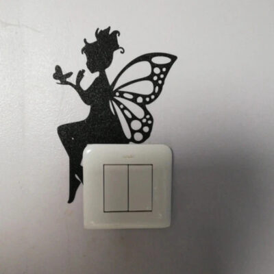 Fée avec un papillon – décoration murale pour interrupteur en impression 3D Figura3D